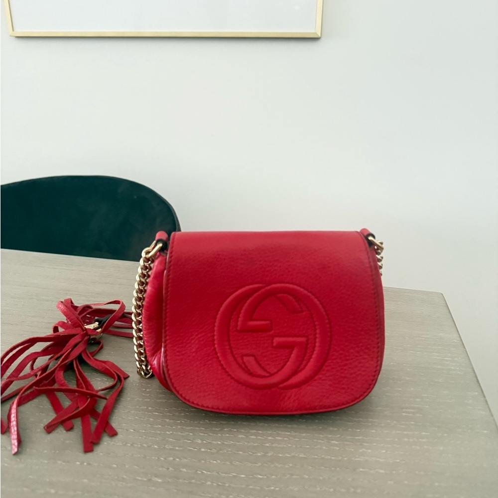 Gucci Red Crossbody Bag with Chain Strap and Tassel